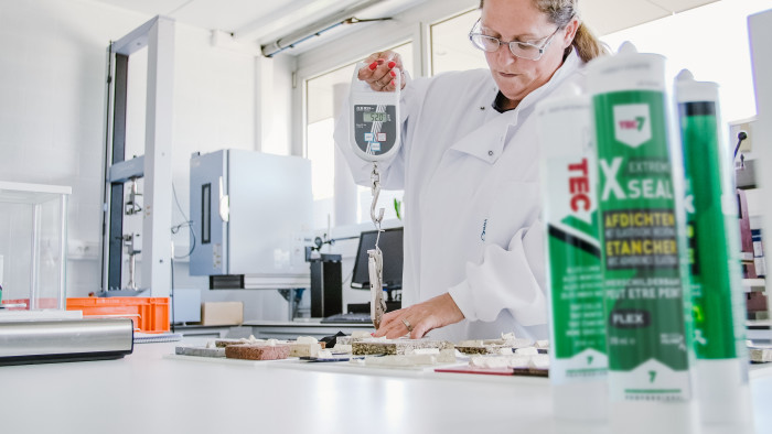 TEC7_LABO_4Kstills_colored (9 of 20) edit